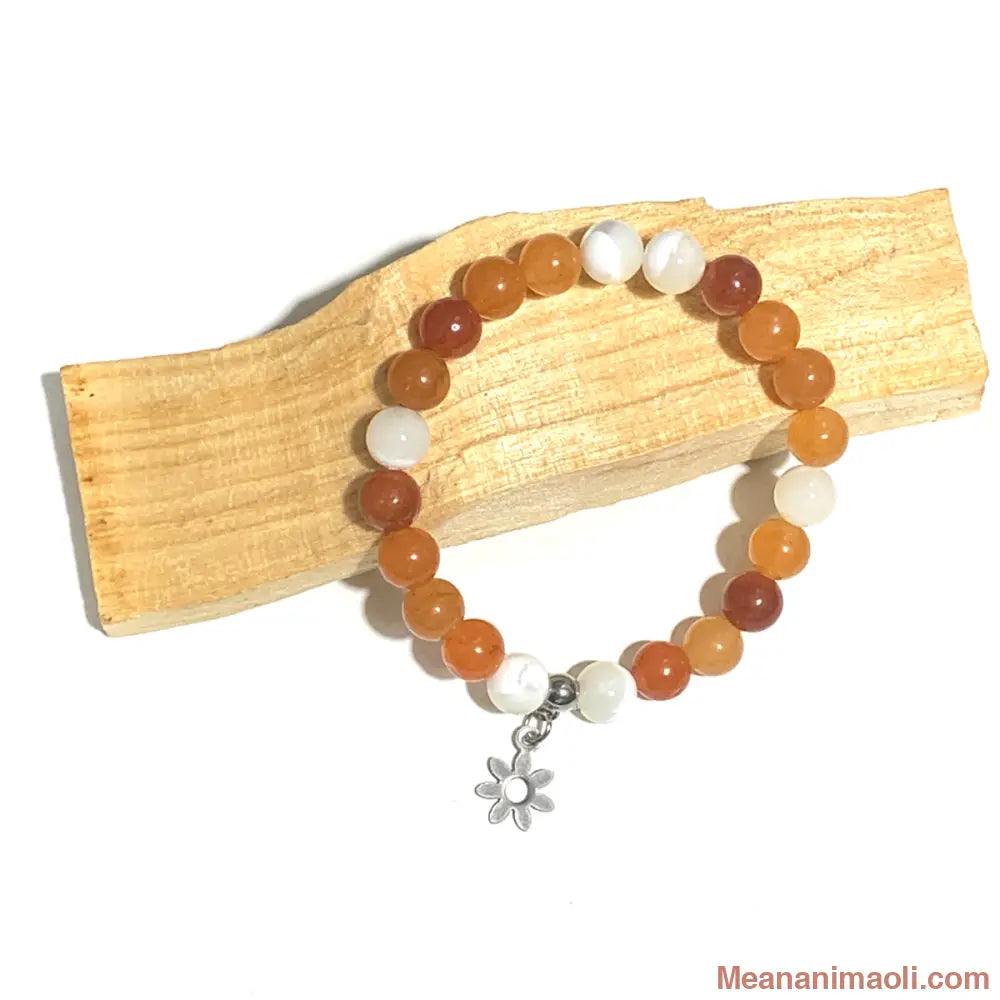 Bracelet enfant en aventurine orange et nacre – douceur et énergie joyeuse