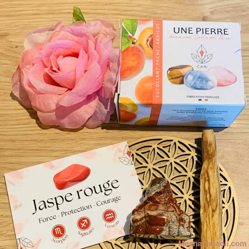 Coffret cadeau Fête des Mères avec savon exfoliant pêche abricot, pierre roulée, bouddha en jaspe rouge, fleur de vie et palo santo