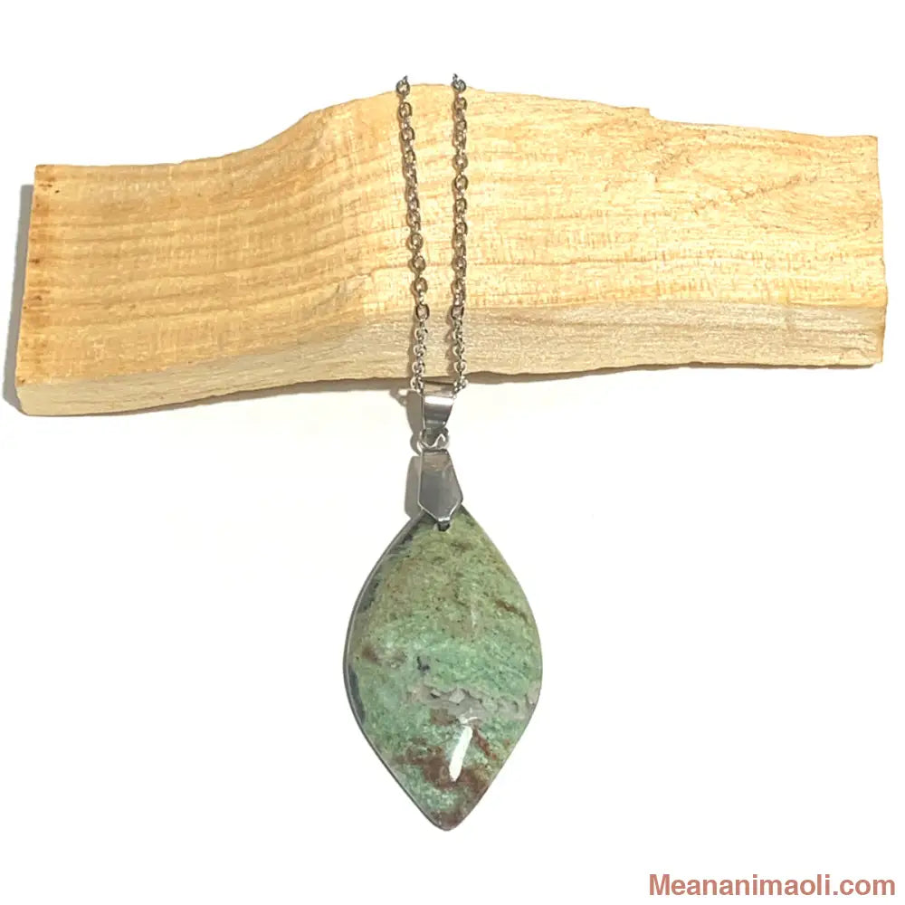 Collier acier inoxydable avec pendentif chrysoprase naturelle