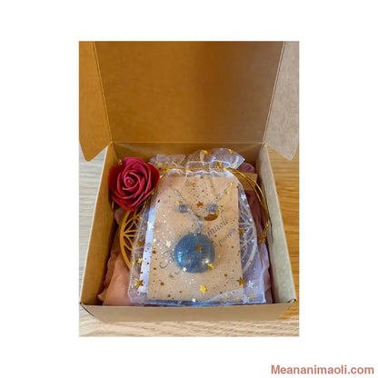 Box cadeau de protection avec bijoux en labradorite, fleur de vie en bois et bâton de palo santo