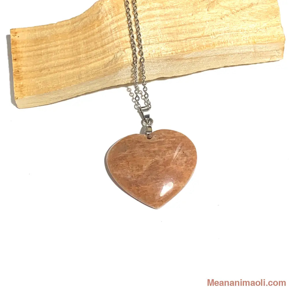 Collier en acier inoxydable avec pendentif en pierre de lune pêche naturelle, symbole de douceur, intuition et équilibre.