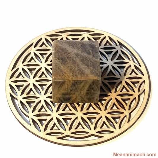 Cube en pierre de lune noire naturelle 72 g de Madagascar, pierre d’intuition et de protection