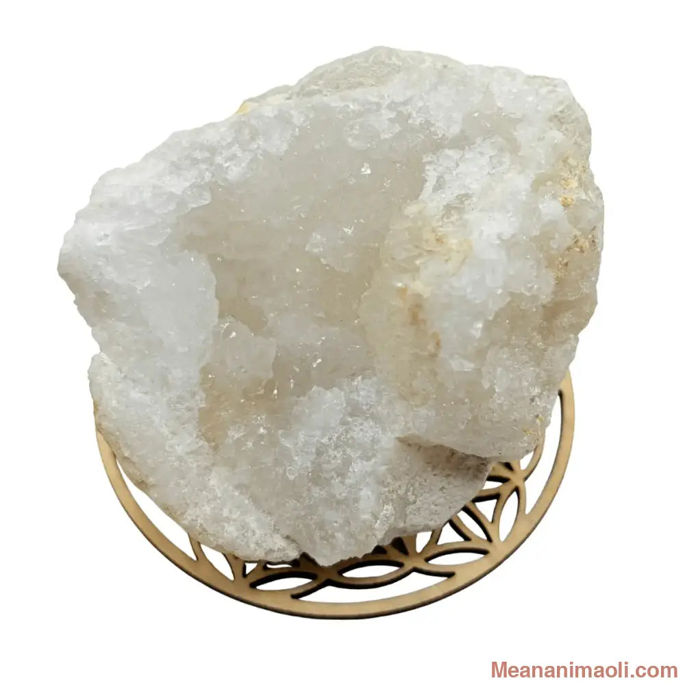 Géode de cristal de roche naturel 440g pour nettoyer les bijoux en pierres - posée sur une fleur de vie en bois