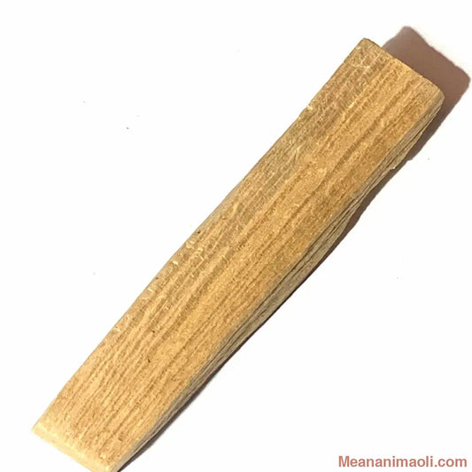 Bâtons de Palo Santo, bois sacré utilisé pour la purification énergétique, l’harmonisation des lieux et la méditation spirituelle