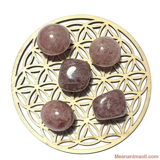 Pierre roulée en quartz fraise naturelle – amour, vitalité et énergie positive