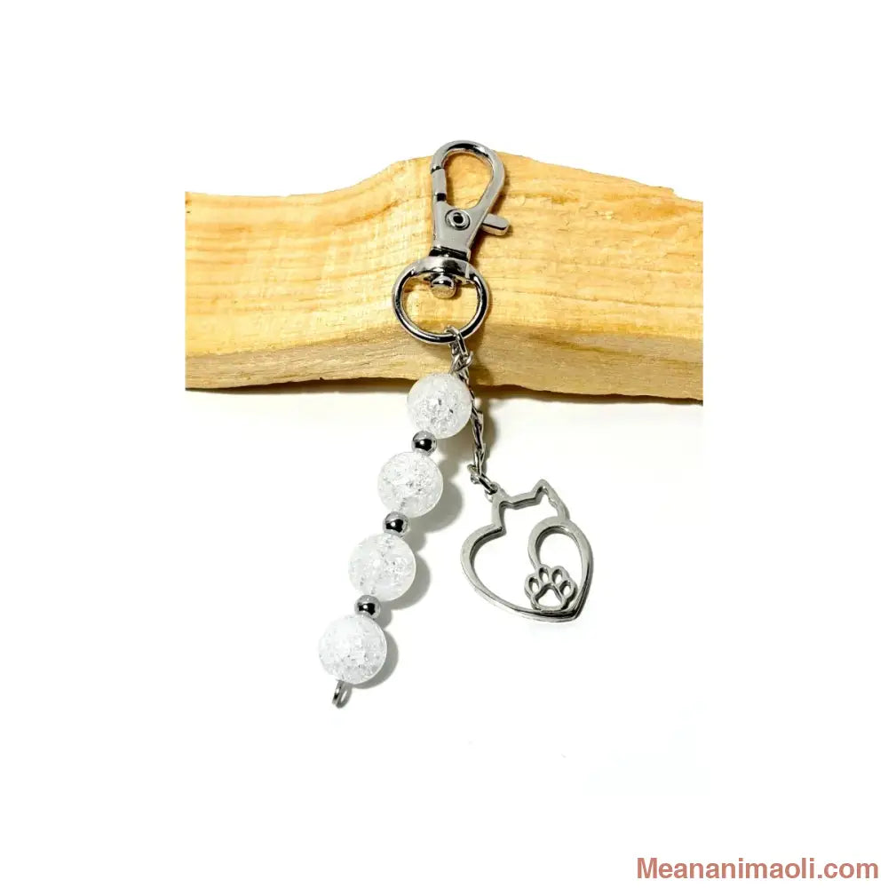 Porte-clé argenté avec mousqueton, quatre perles 8 mm en Cristal de Roche craquelé et breloque chat en forme de cœur sur bois - MEANANIMAOLI