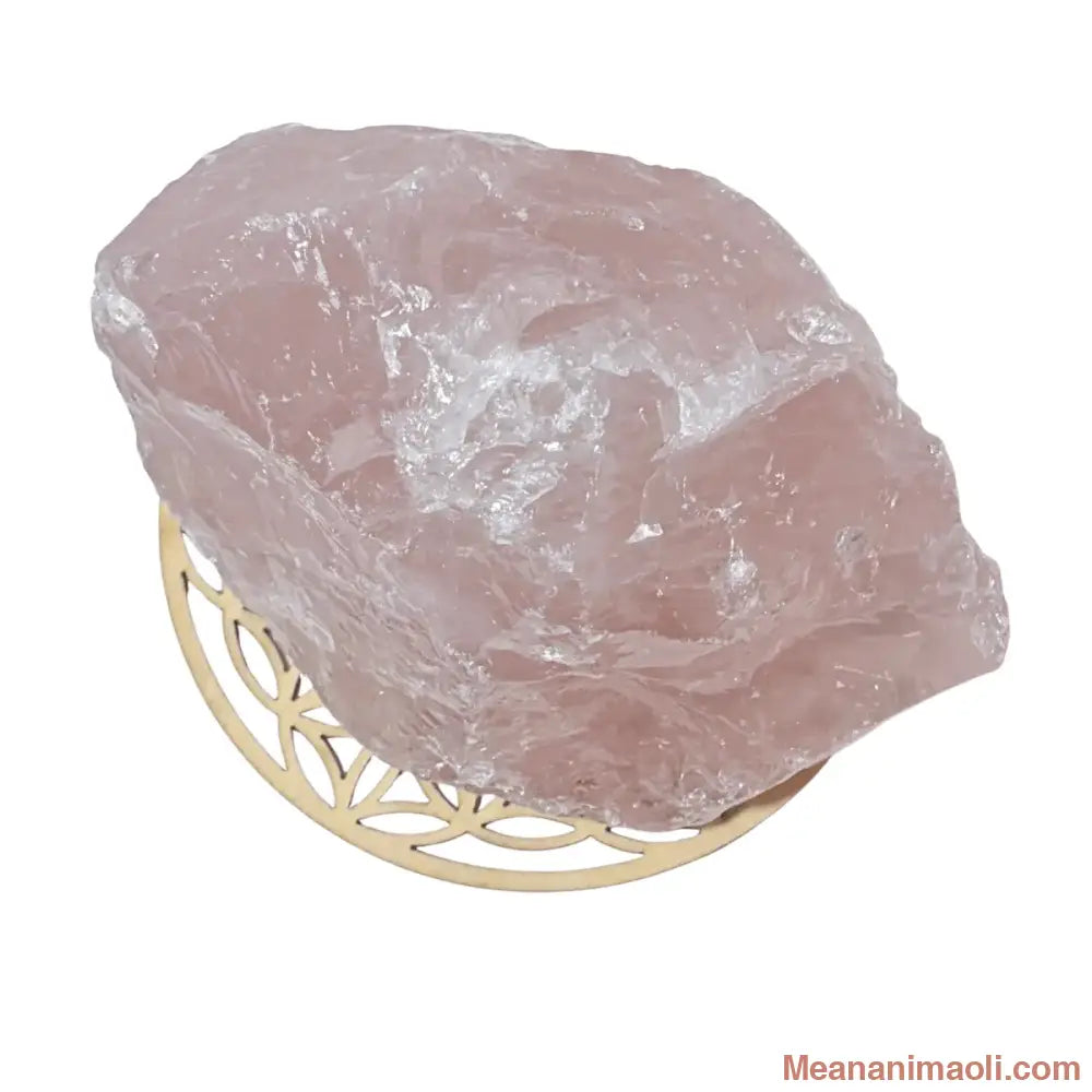 Pierre de quartz rose brut naturelle 635g - posée sur une fleur de vie en bois