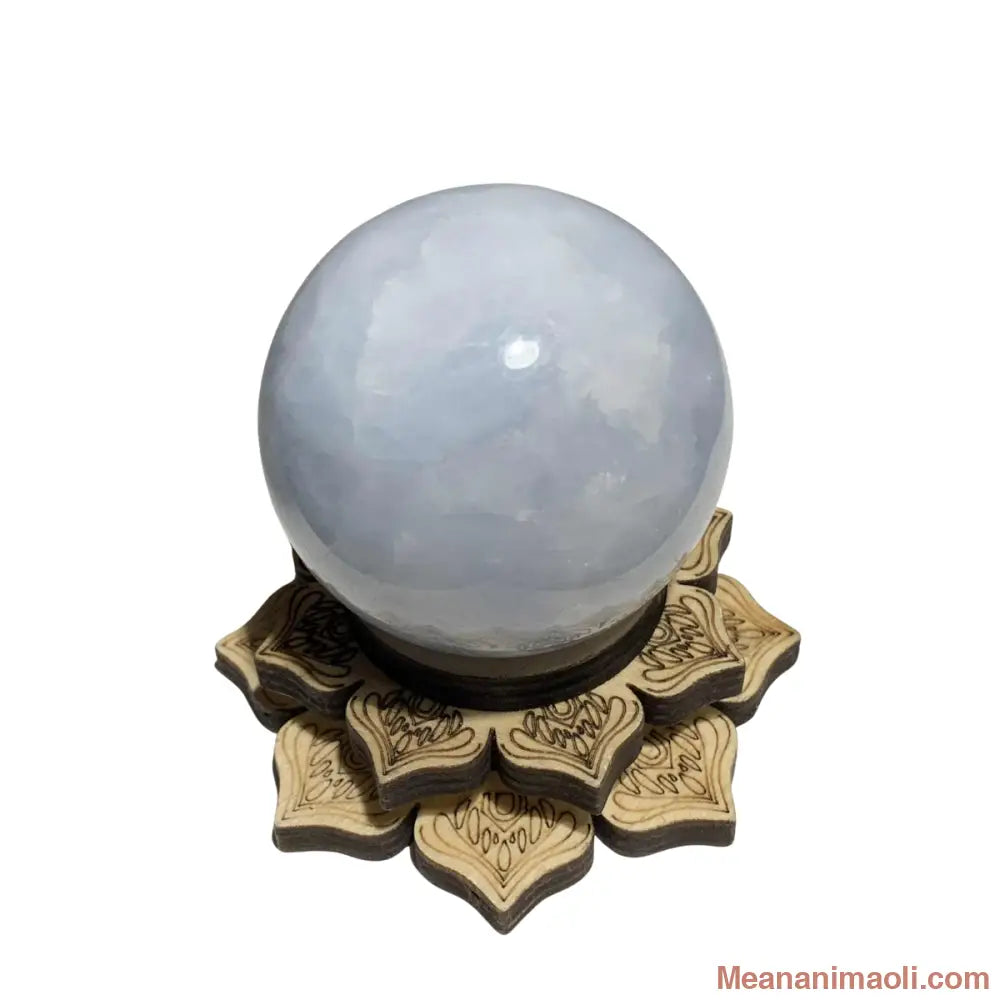 Sphère en calcite bleue naturelle 230 g avec support lotus en bois – pierre de calme et de communication en lithothérapie